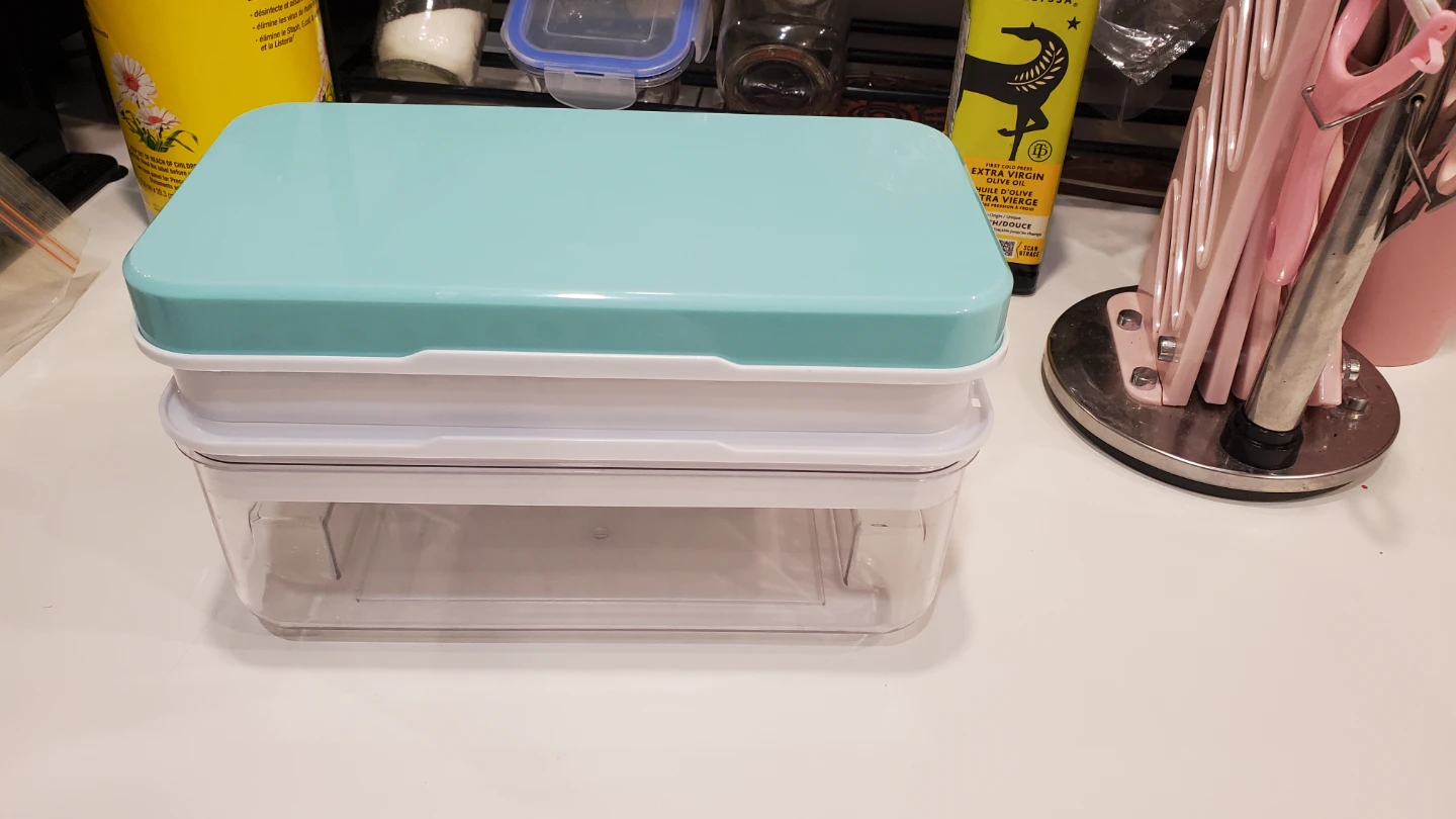 Ice Cube Tray Set with Storage Bin - photo 2
