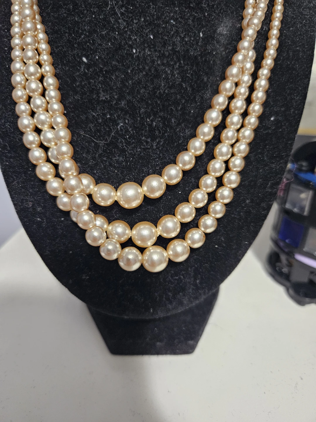 Faux pearl necklace - photo 2