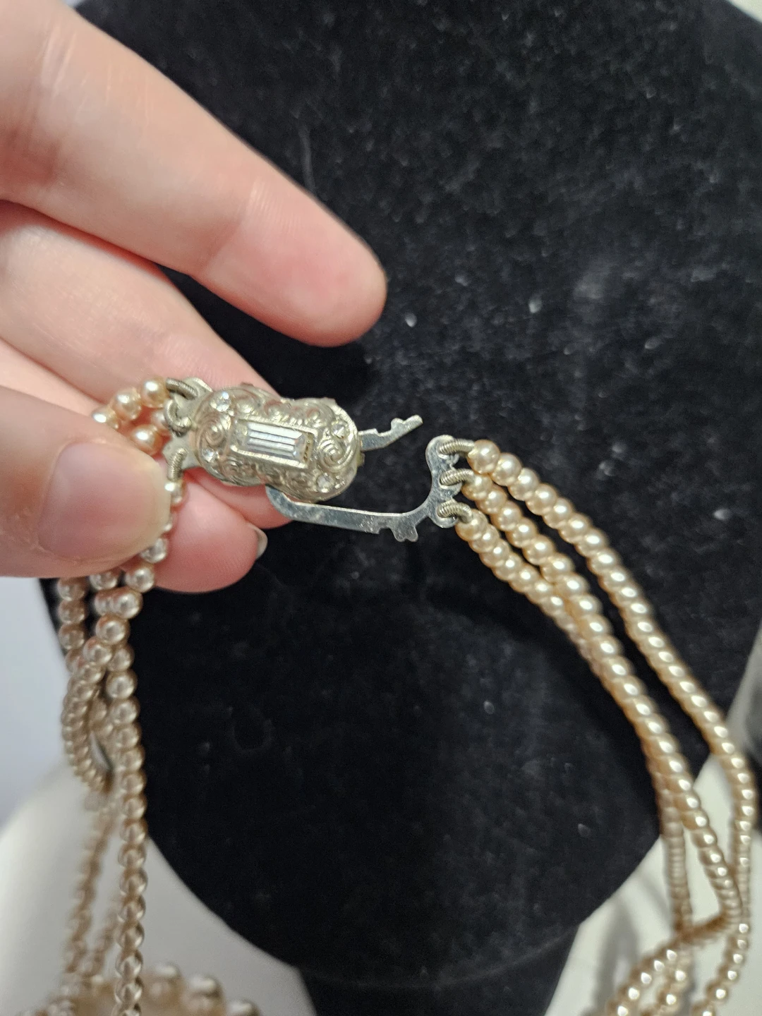 Faux pearl necklace - photo 3