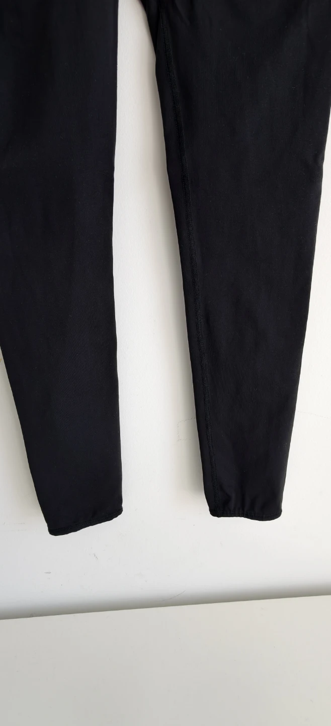 Tonia Debellis Black Seamless Leggings - photo 3