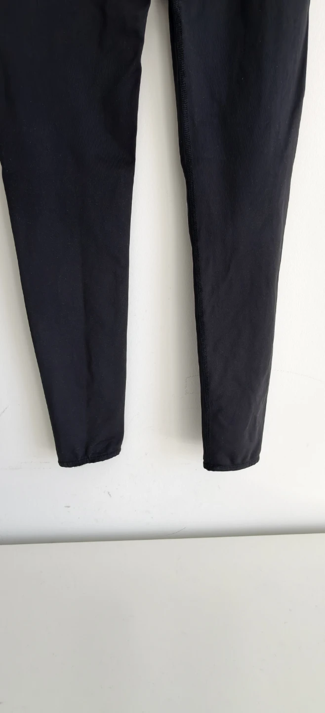 Tonia Debellis Black Seamless Leggings - photo 5