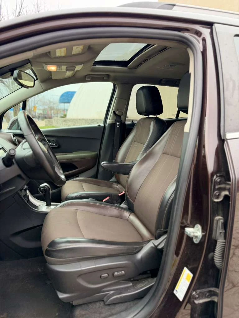Chevrolet Trax LT SUV 2016 - photo 2