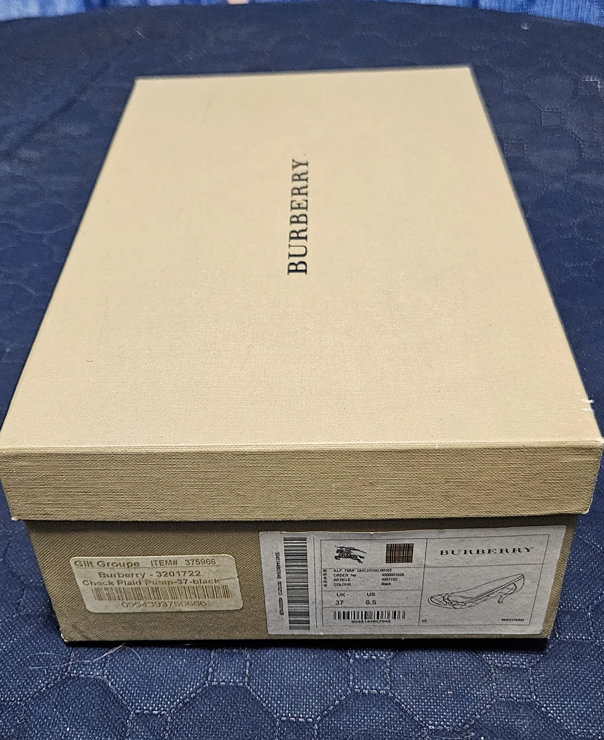 Burberry Check Plaid Pumps - Size 37 - photo 5