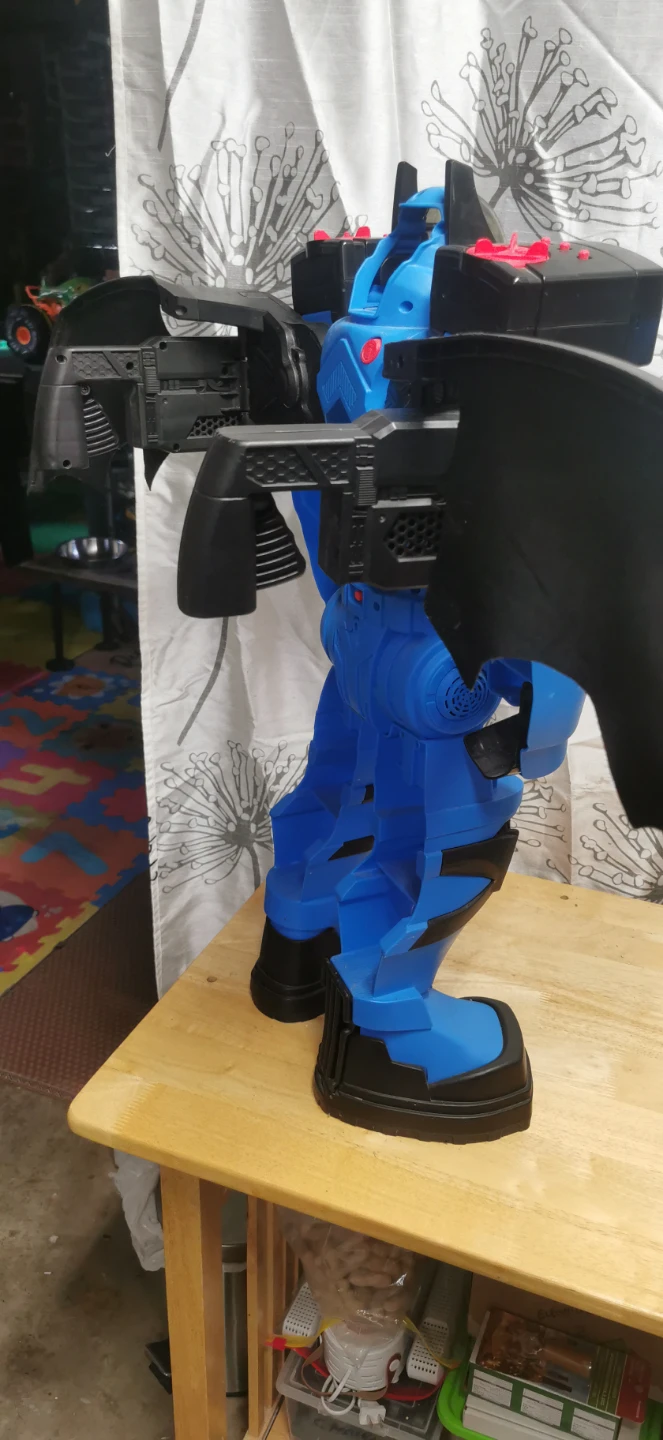 Batman Mech Suit Toy with Accessories - photo 2