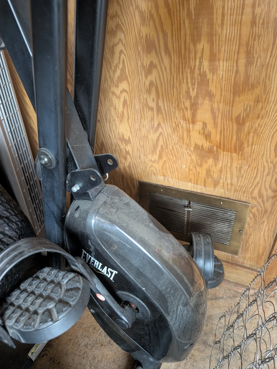 Everlast exercise bike - photo 2