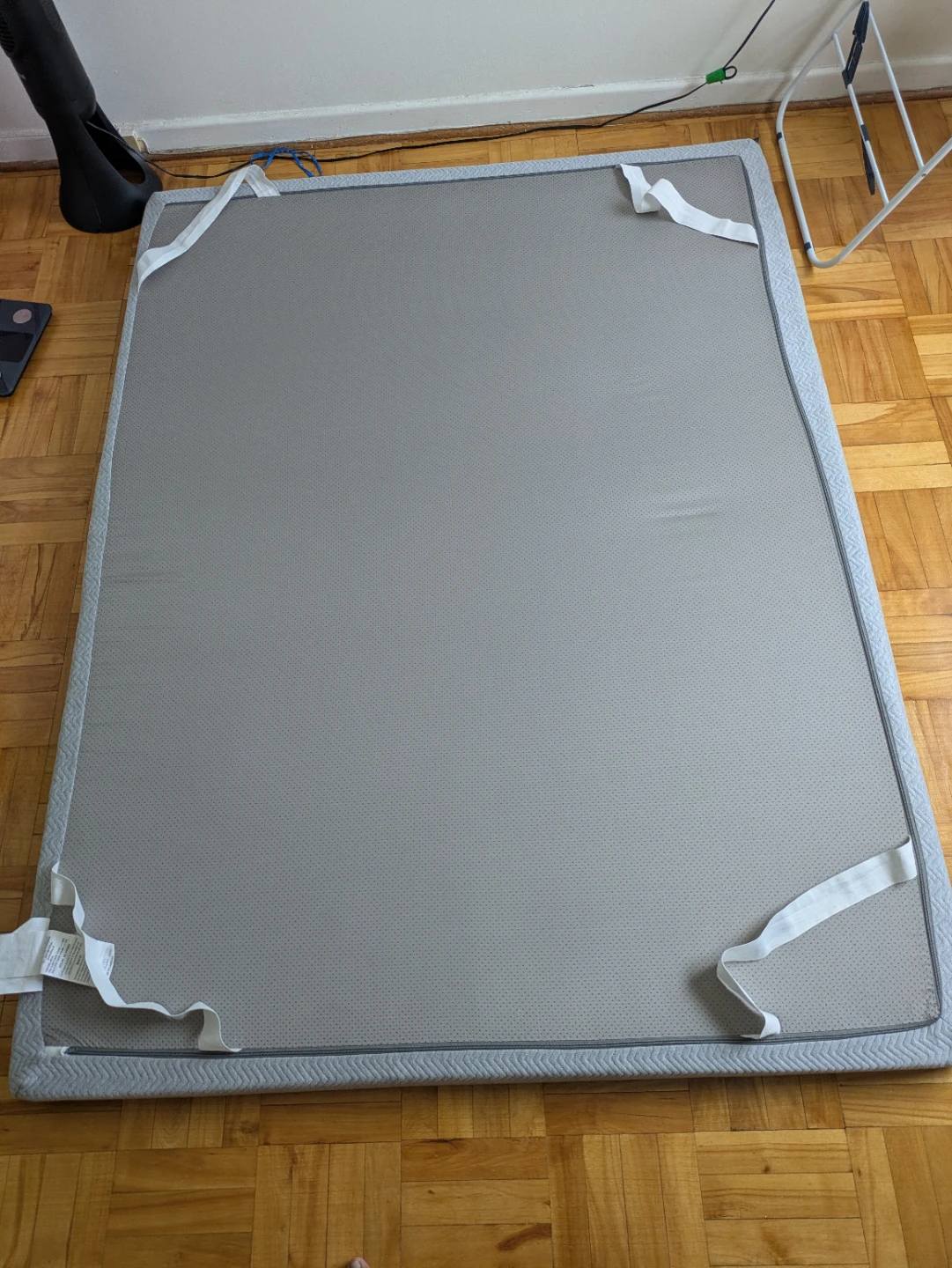 Queen size mattress topper 🌱