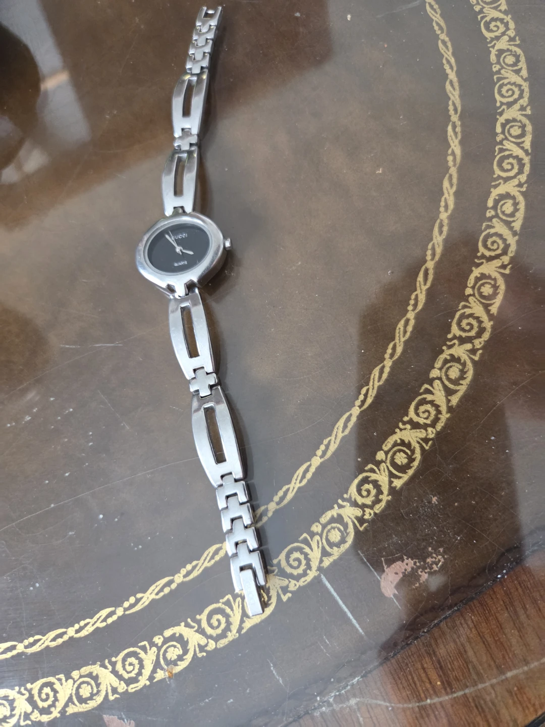 Gucci Quartz Watch