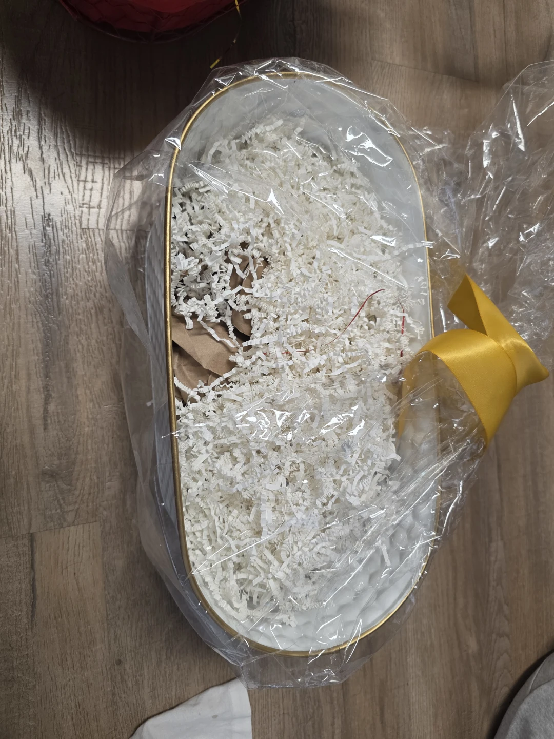 White Oval Textured Gift Basket with Gold Rim