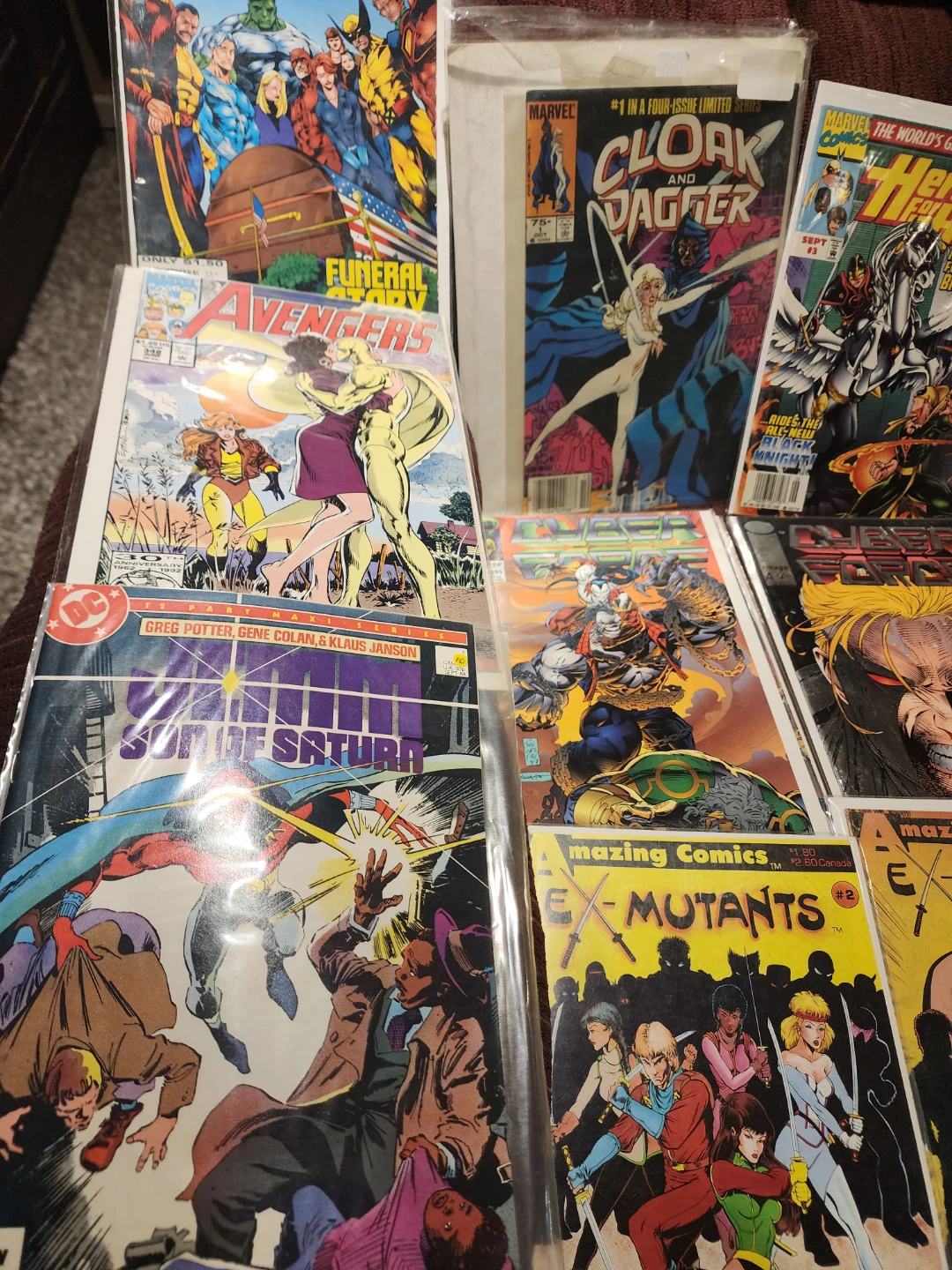 Assorted Marvel & DC Comics - photo 2