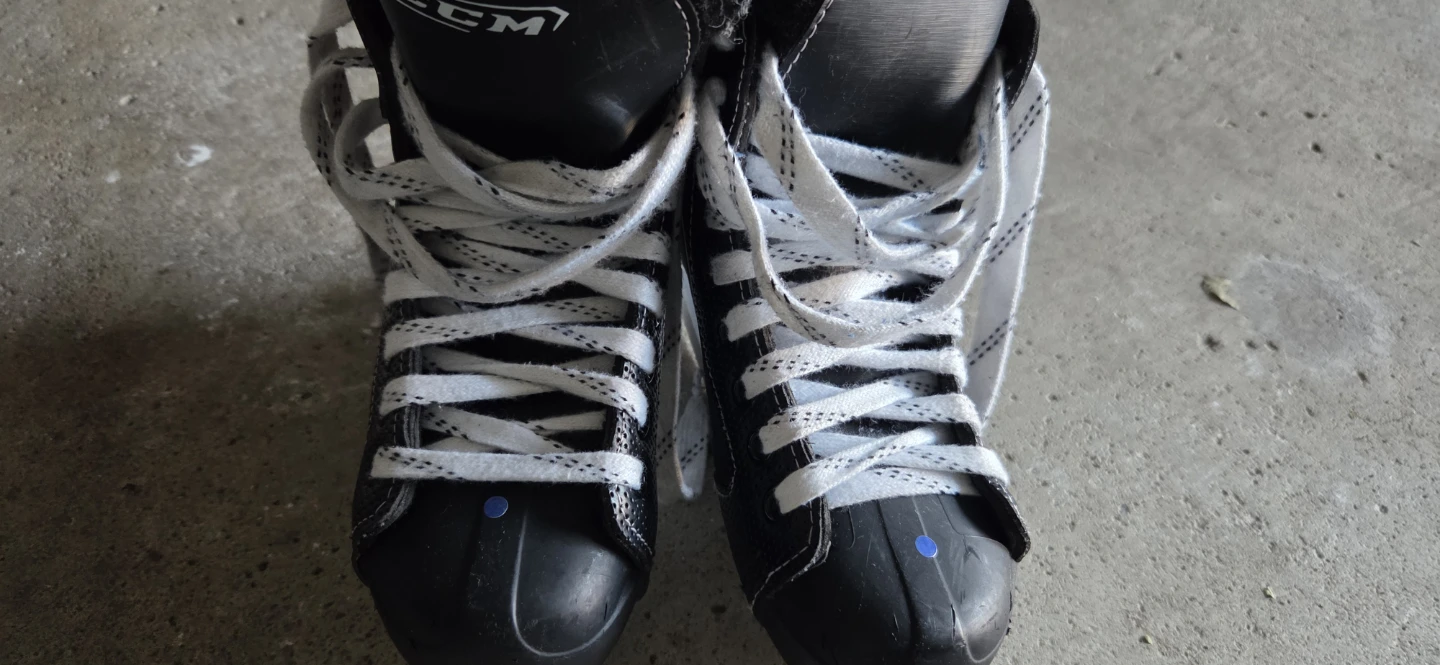 Kids CCM Intruder Hockey Skates - photo 4
