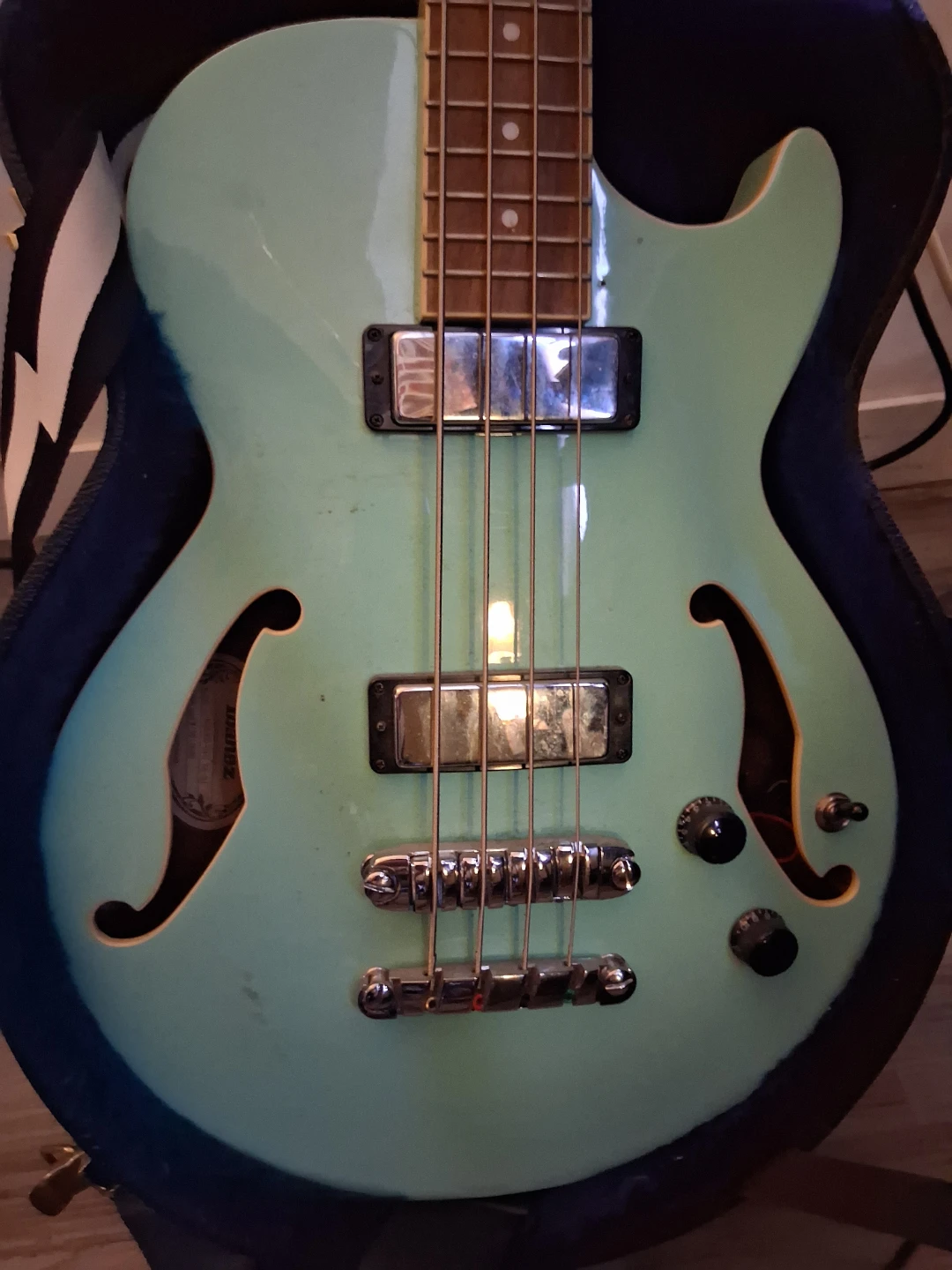 Ibanez Bass Guitar w/ Case - Seafoam Green - photo 2
