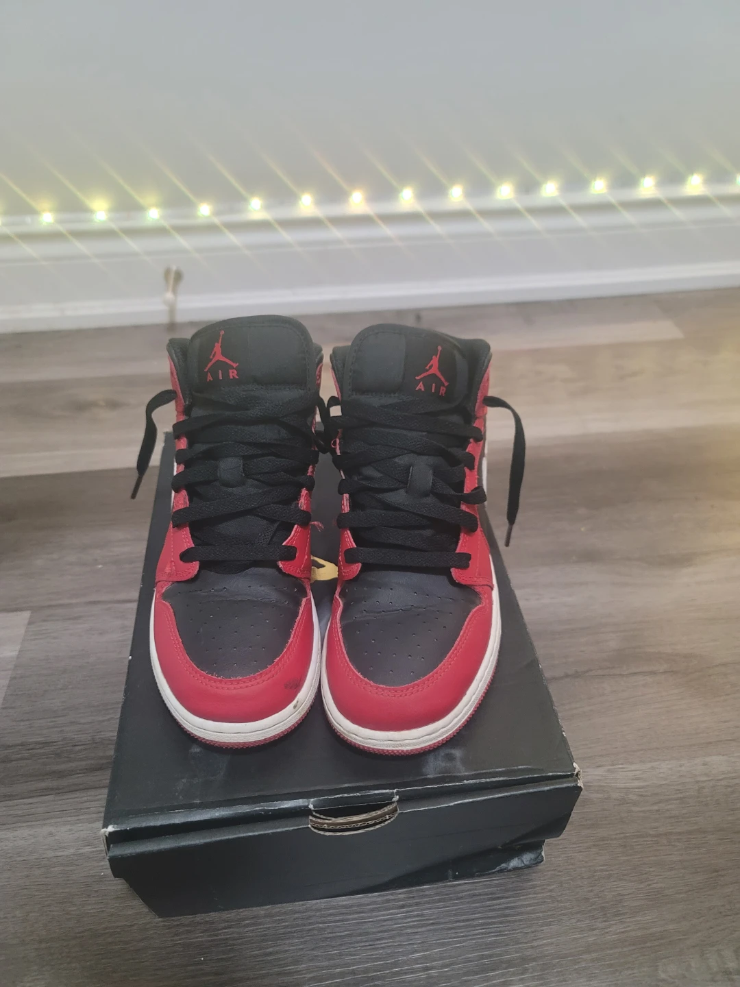 Nike Air Jordan  Shoes $90 each + white&Gold adidas $50 - photo 2
