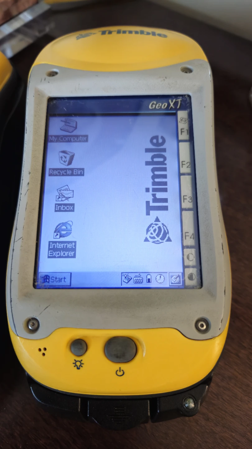Trimble GeoXT Handheld GPS Units (3 Pack) - photo 3
