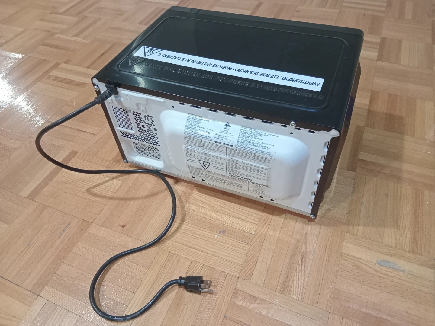 Hamilton Beach Microwave Oven - photo 2
