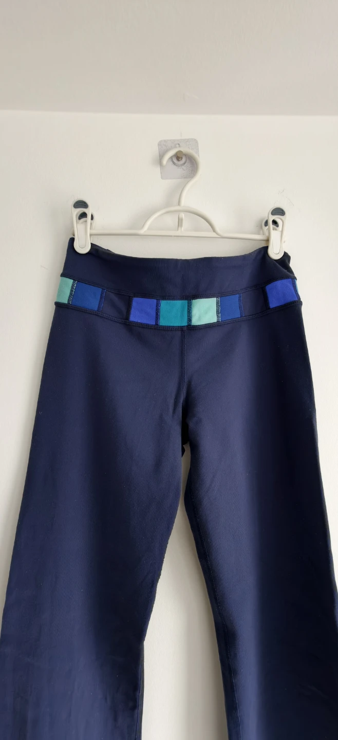 Lululemon Navy Blue Yoga Pants - photo 2
