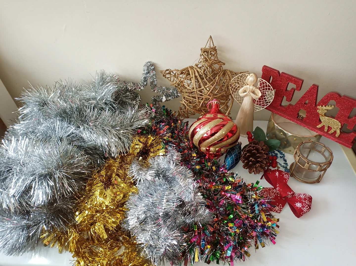 everything Christmas lot 🌱