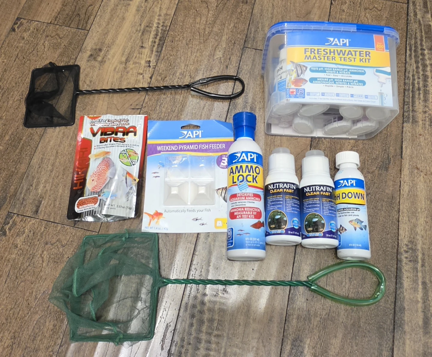 API Freshwater Aquarium Care Kit with Test Kit & Feeders