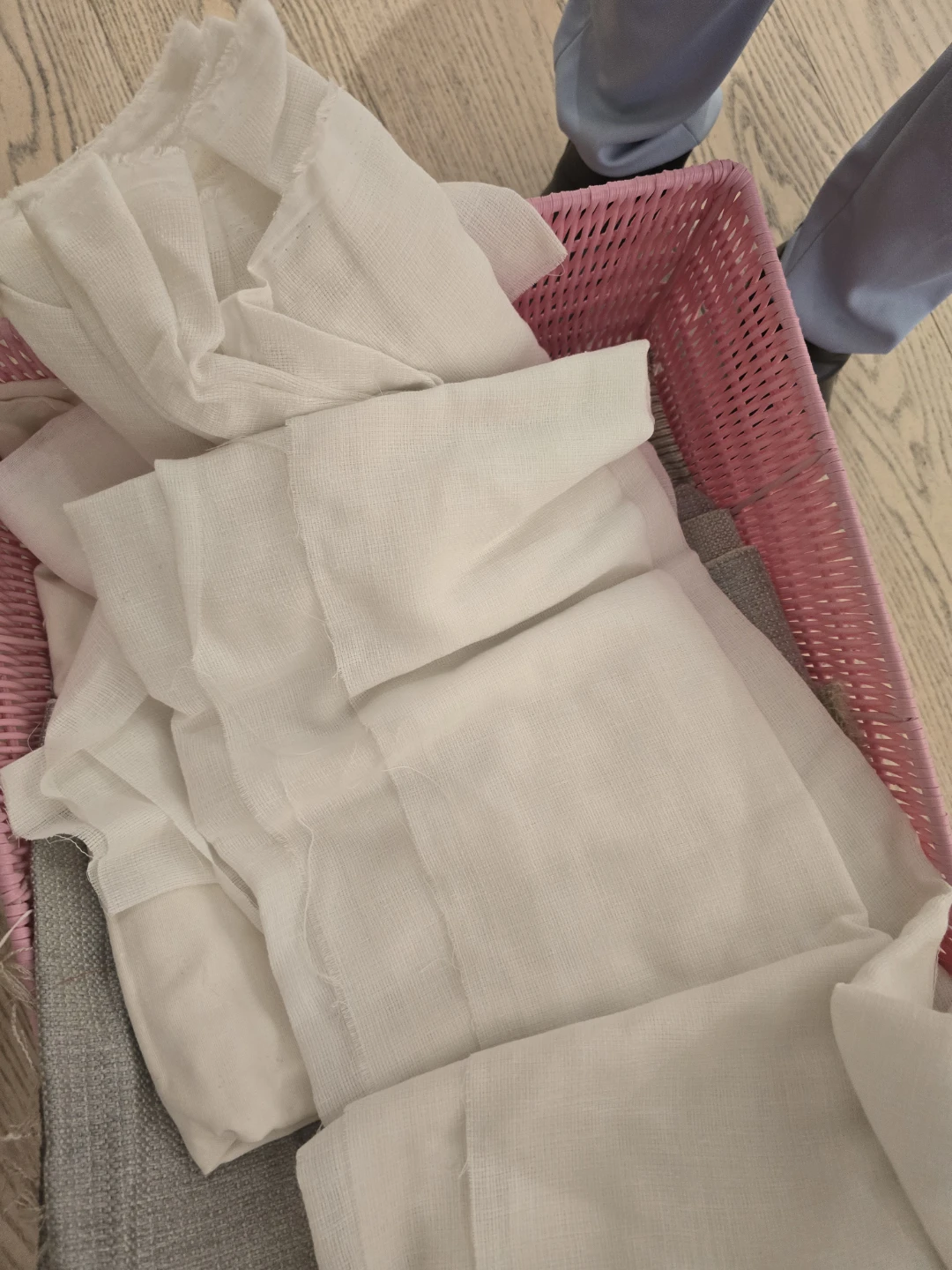Fabric Remnants Bundle huge lot - photo 4