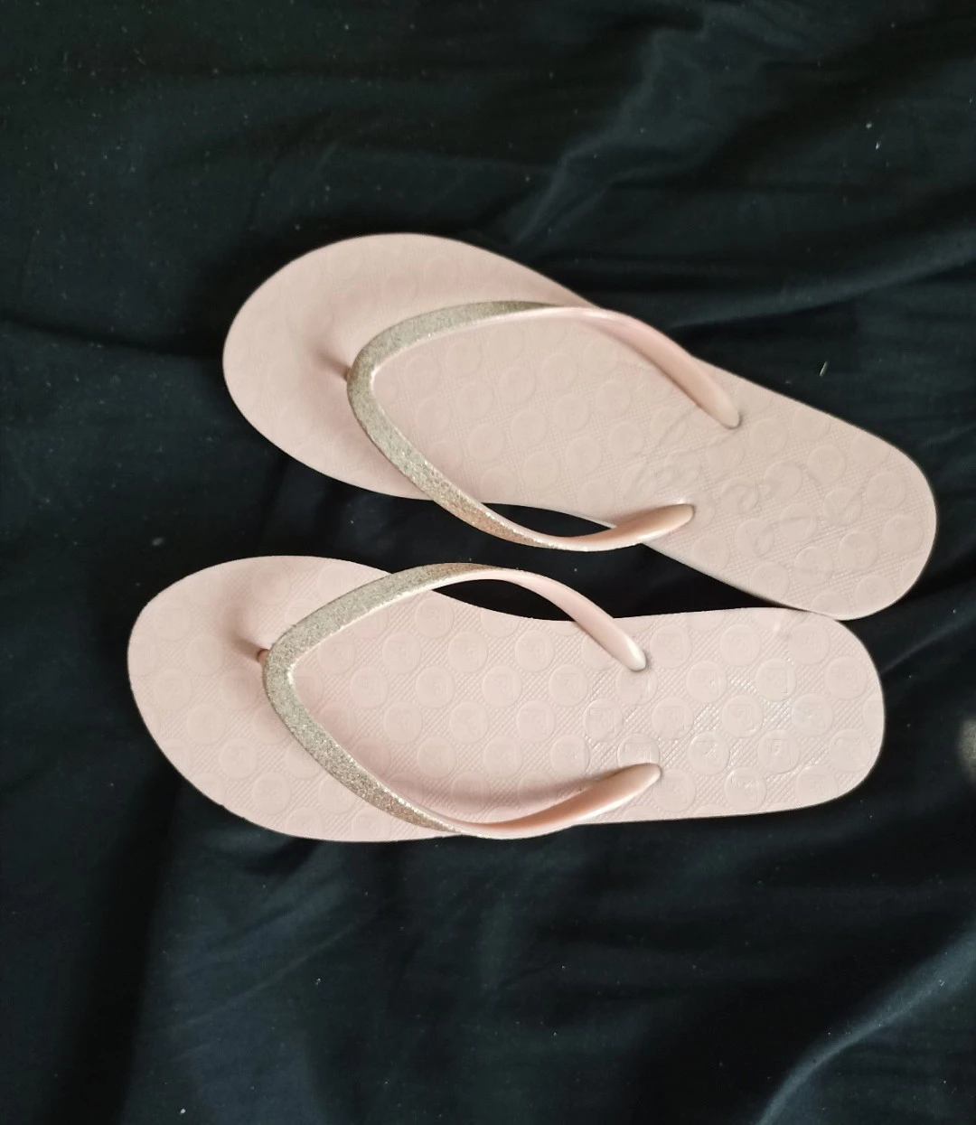 Roxy Pink Glitter Thong Flip Flops