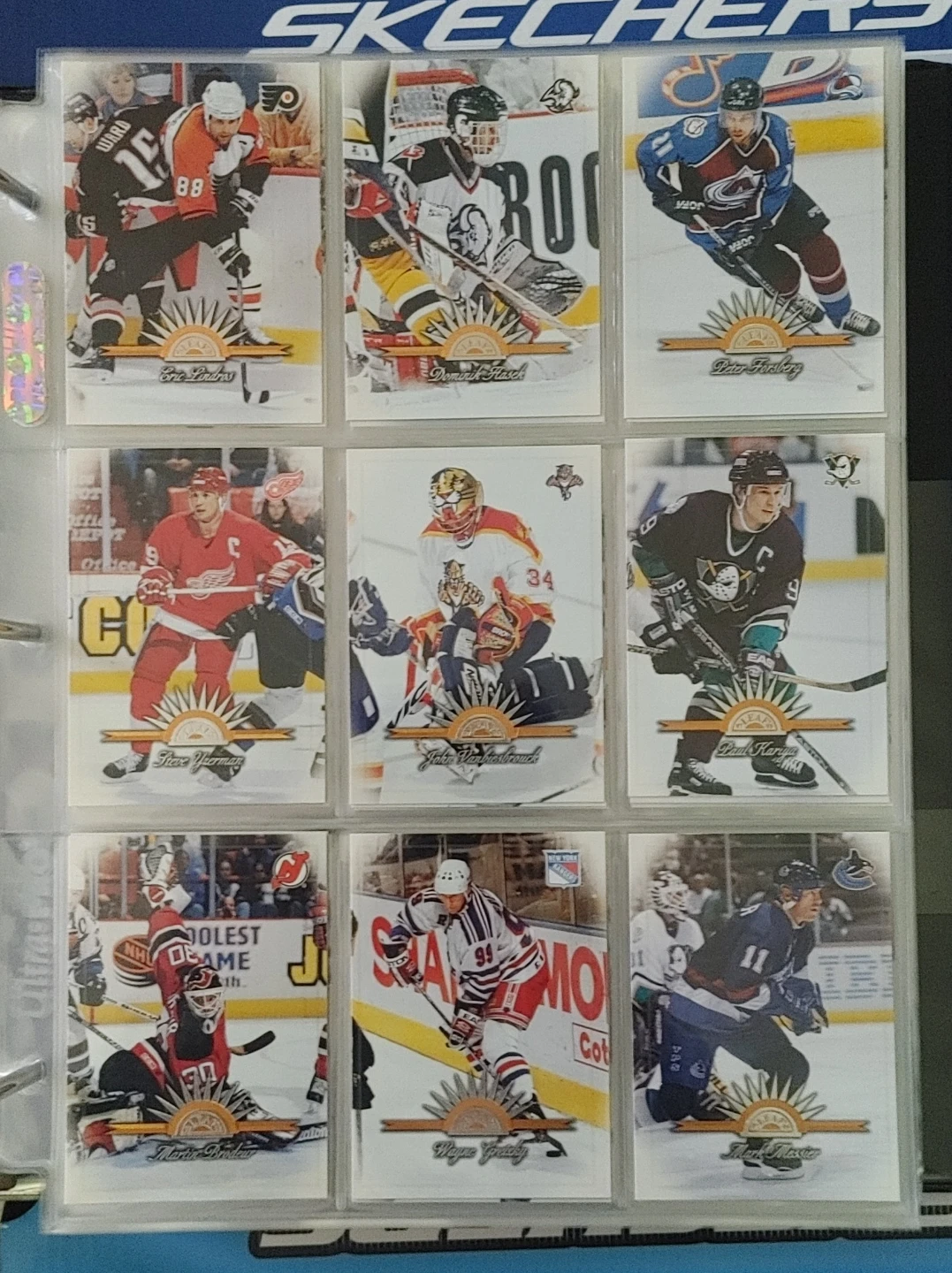 HOCKEY COLLECTIBLES