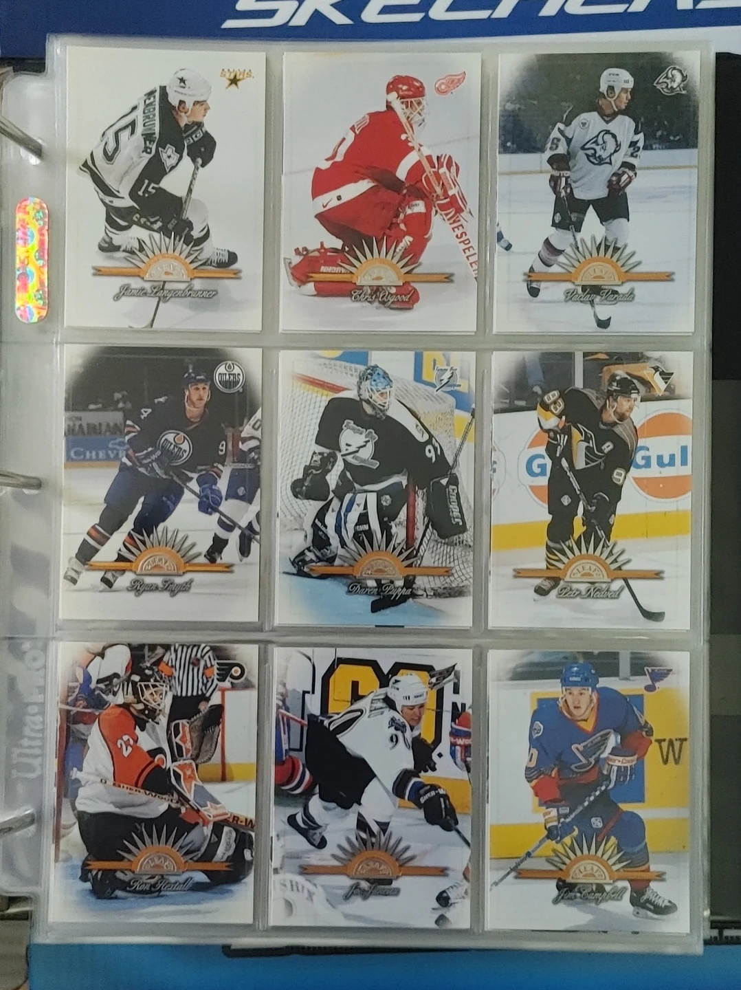 HOCKEY COLLECTIBLES - photo 2