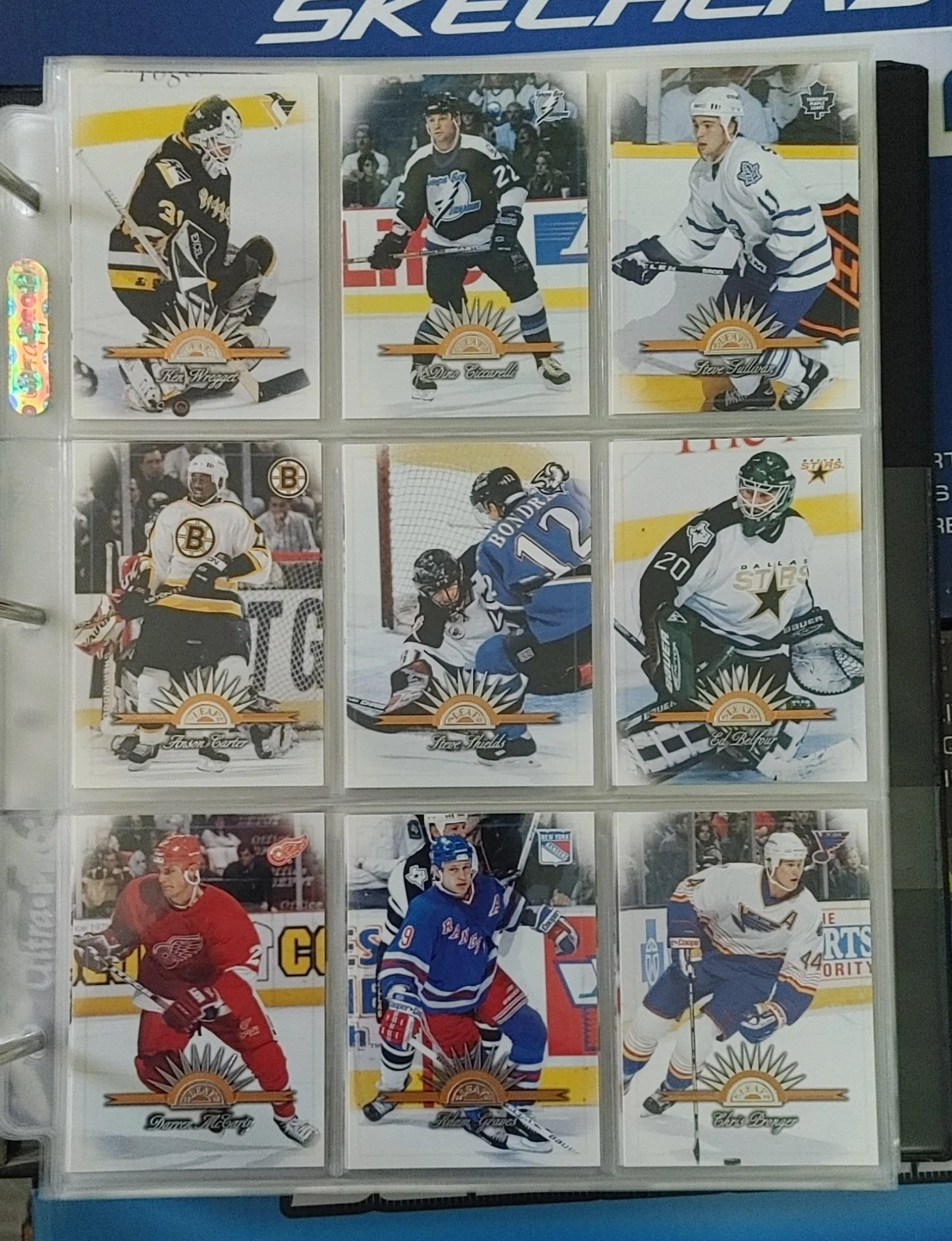 HOCKEY COLLECTIBLES - photo 4