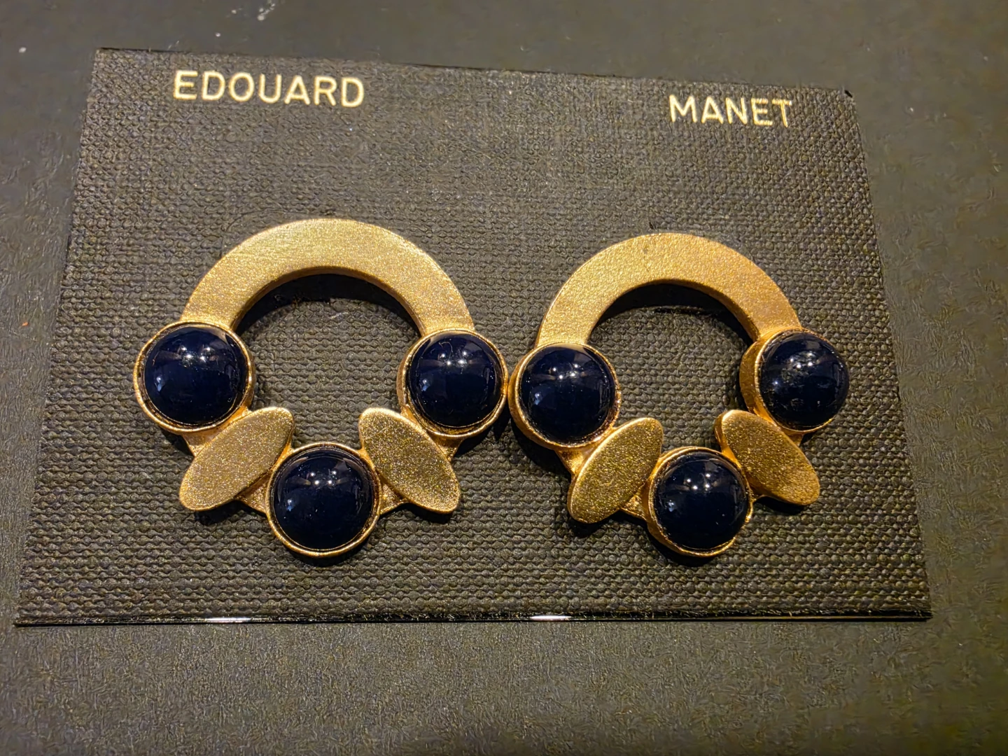 Edouard Manet Gold Tone Dangle Earrings - photo 4