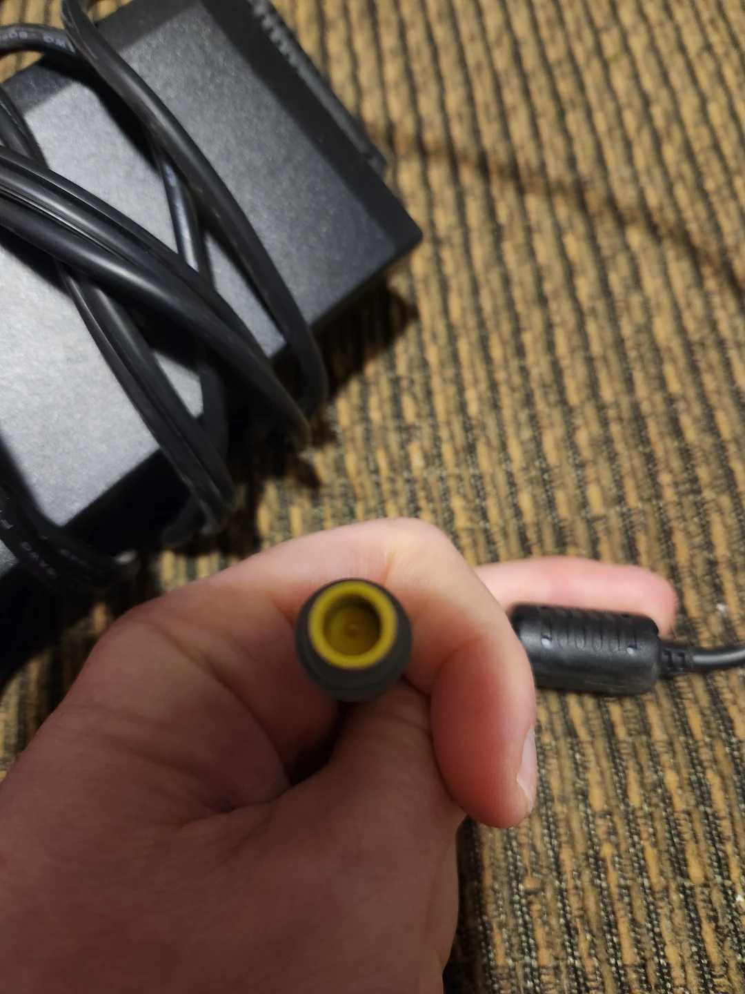 Lenovo Laptop Adapter - photo 2