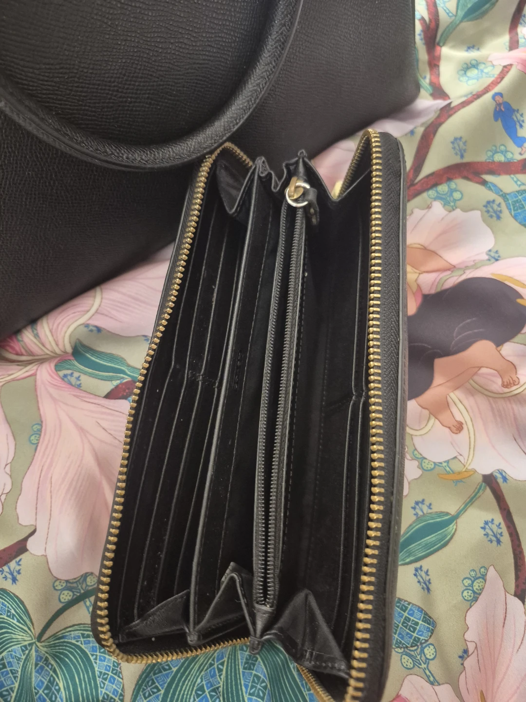 🔥Hot deal this week only🔥Coach Black bag and Wallet Set - photo 5
