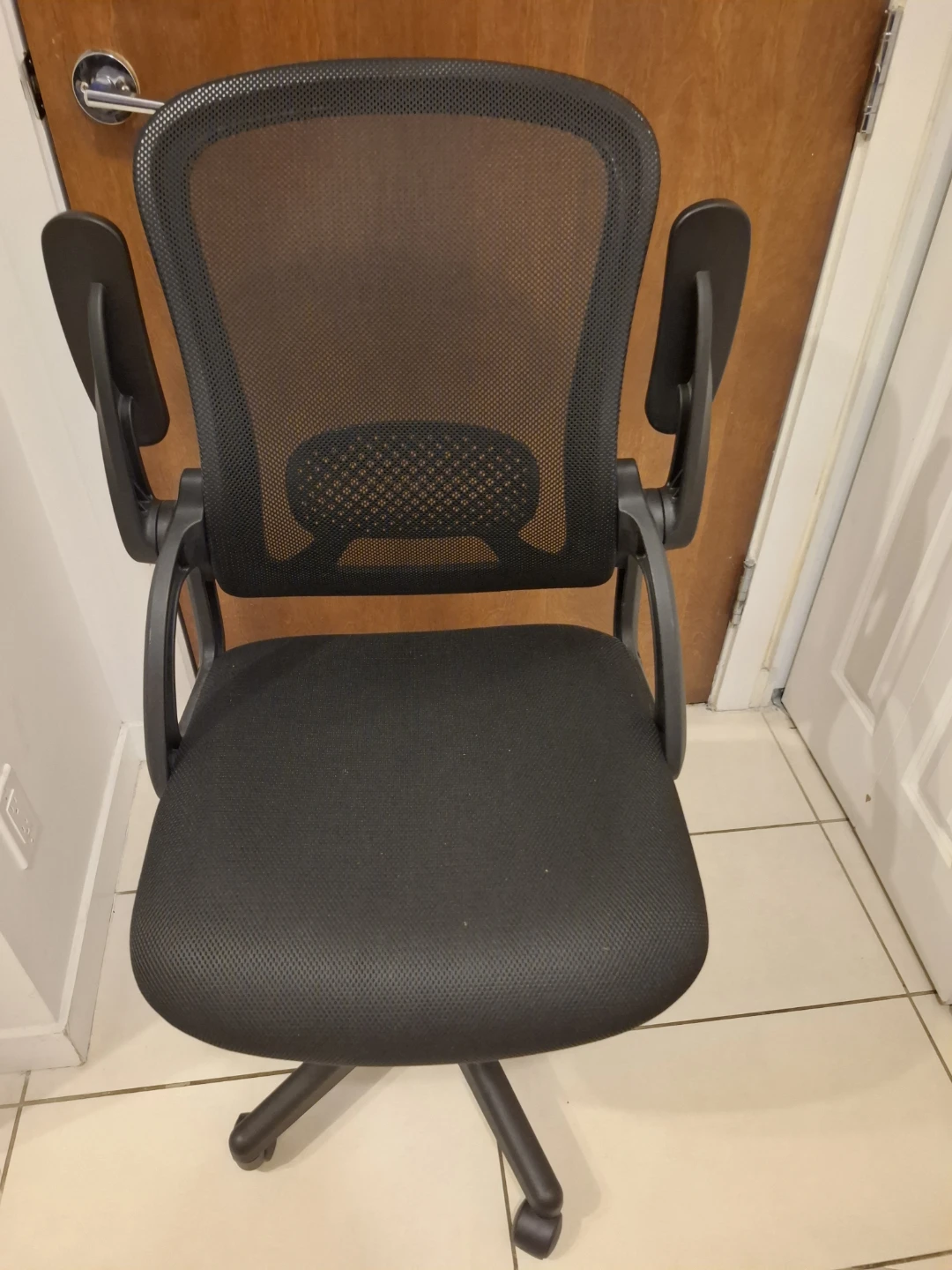 Office Chair- stylish and comfortable - photo 4