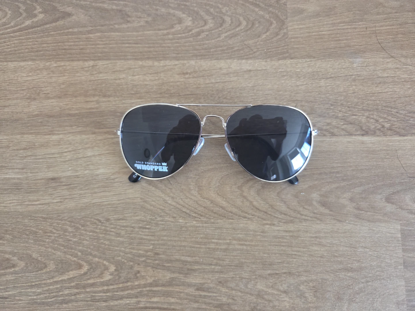 BK Sunglasses and McCain pop socket - photo 2