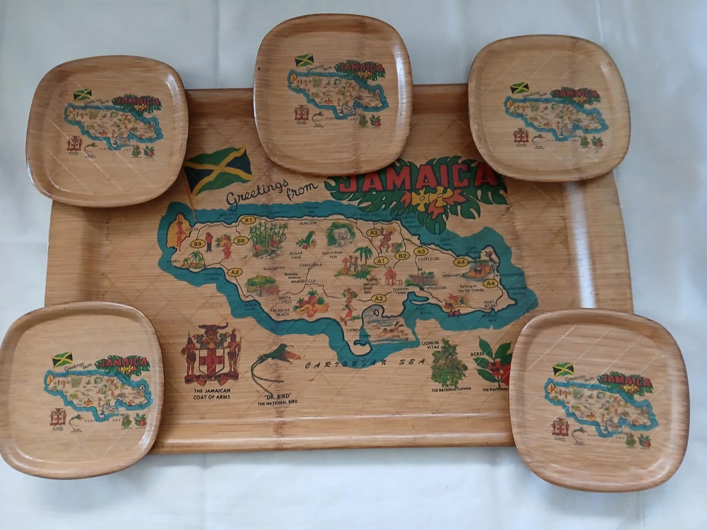 Bamboo Serving Tray w/5 Coasters-Jamaica Map Design. P/up only.