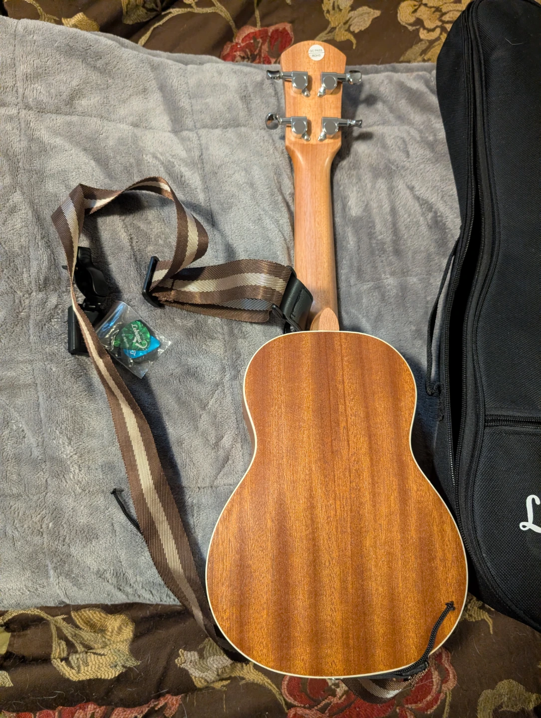 Lohanu Ukulele Starter Kit with Tuner and Picks - photo 3