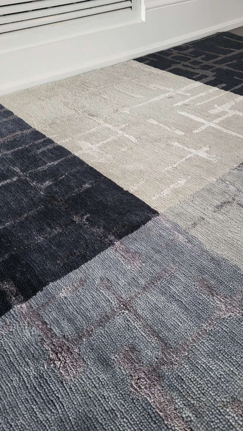 ELTE Rug