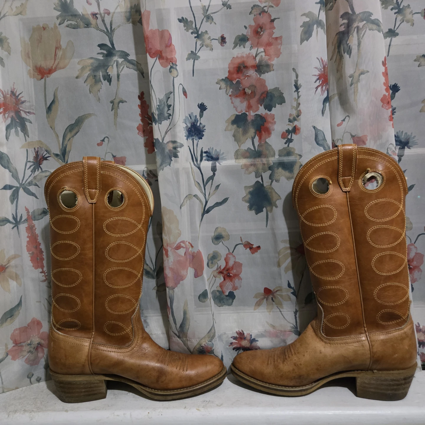 Cowboy boots mens 7.5D