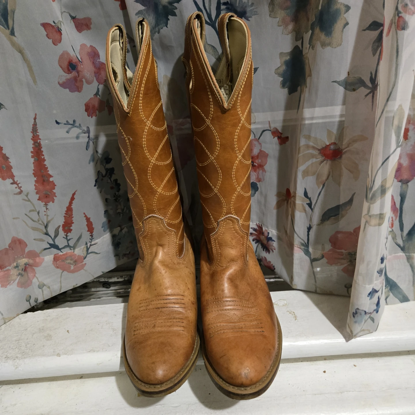 Cowboy boots mens 7.5D - photo 3