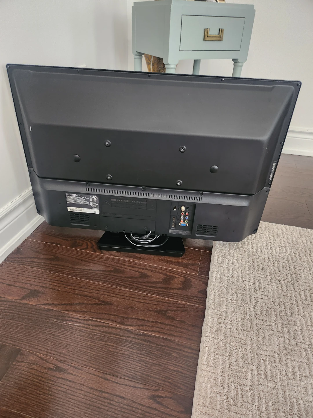 Sanyo 24" LED TV - photo 3