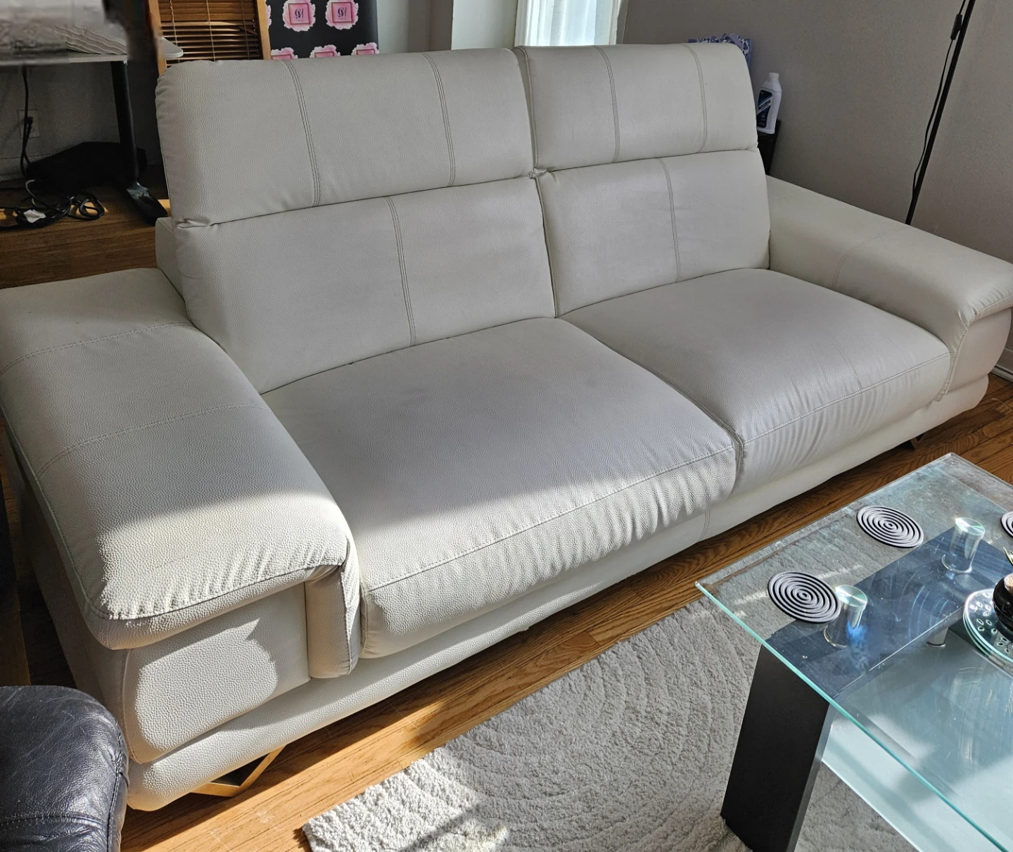 White Leather Sofa - photo 5