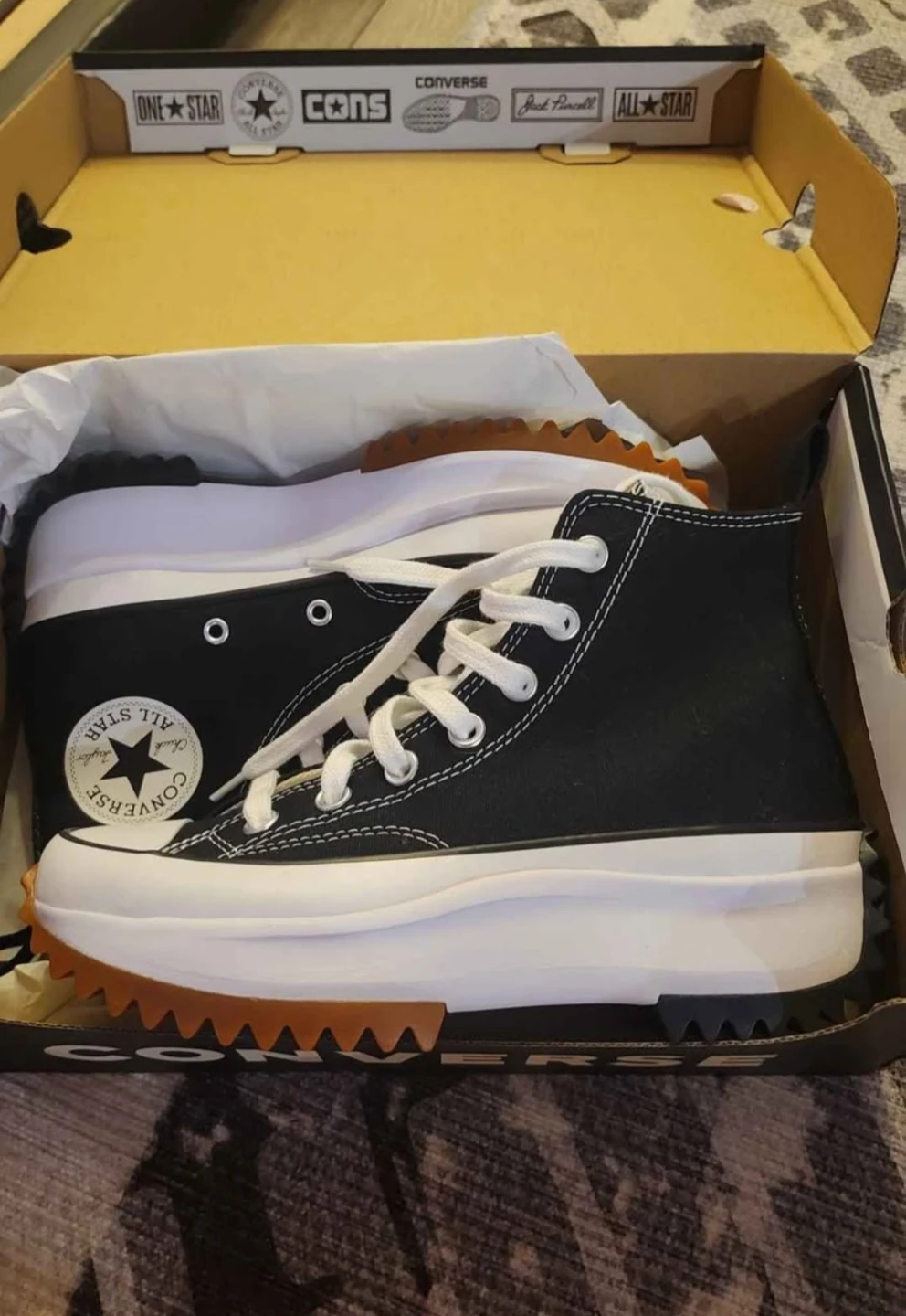 *New* Converse Run Star Hike High Top Sneakers Size Women's 6.5 - photo 2