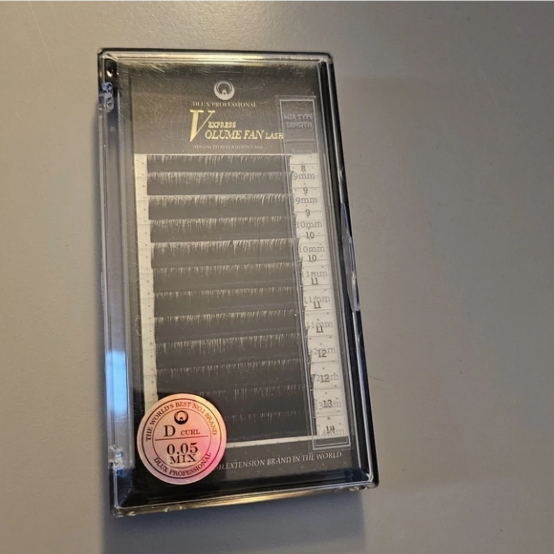 DLux Professional Express Volume Fan Lashes - D Curl 0.05 Mix