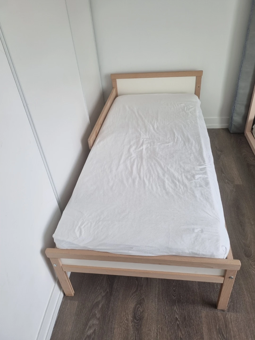 IKEA Wooden Toddler Bed Frame + Mattress + matress protector - photo 4