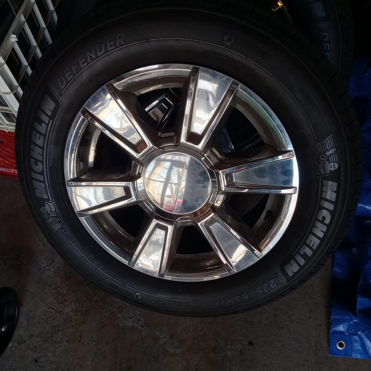 Michelin Defender 225/65R17 Tire with Chrome Wheel