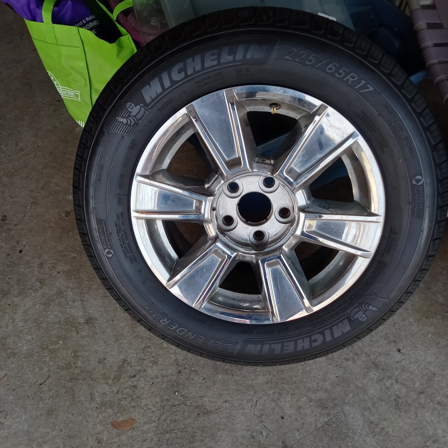 Michelin Defender 225/65R17 Tire with Chrome Wheel - photo 4