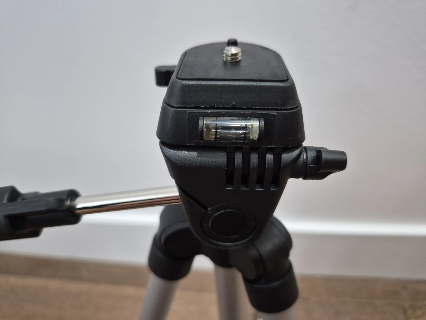 Rollei Prego 0212 Tripod with Carrying Bag - photo 3
