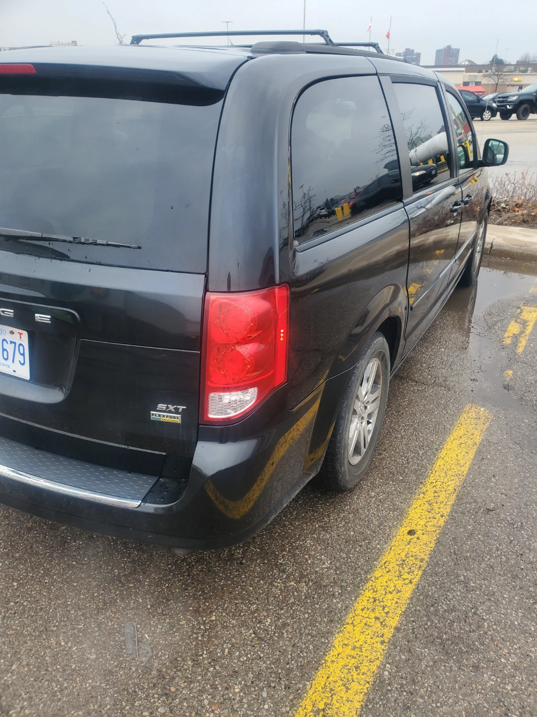 Black Dodge Grand Caravan