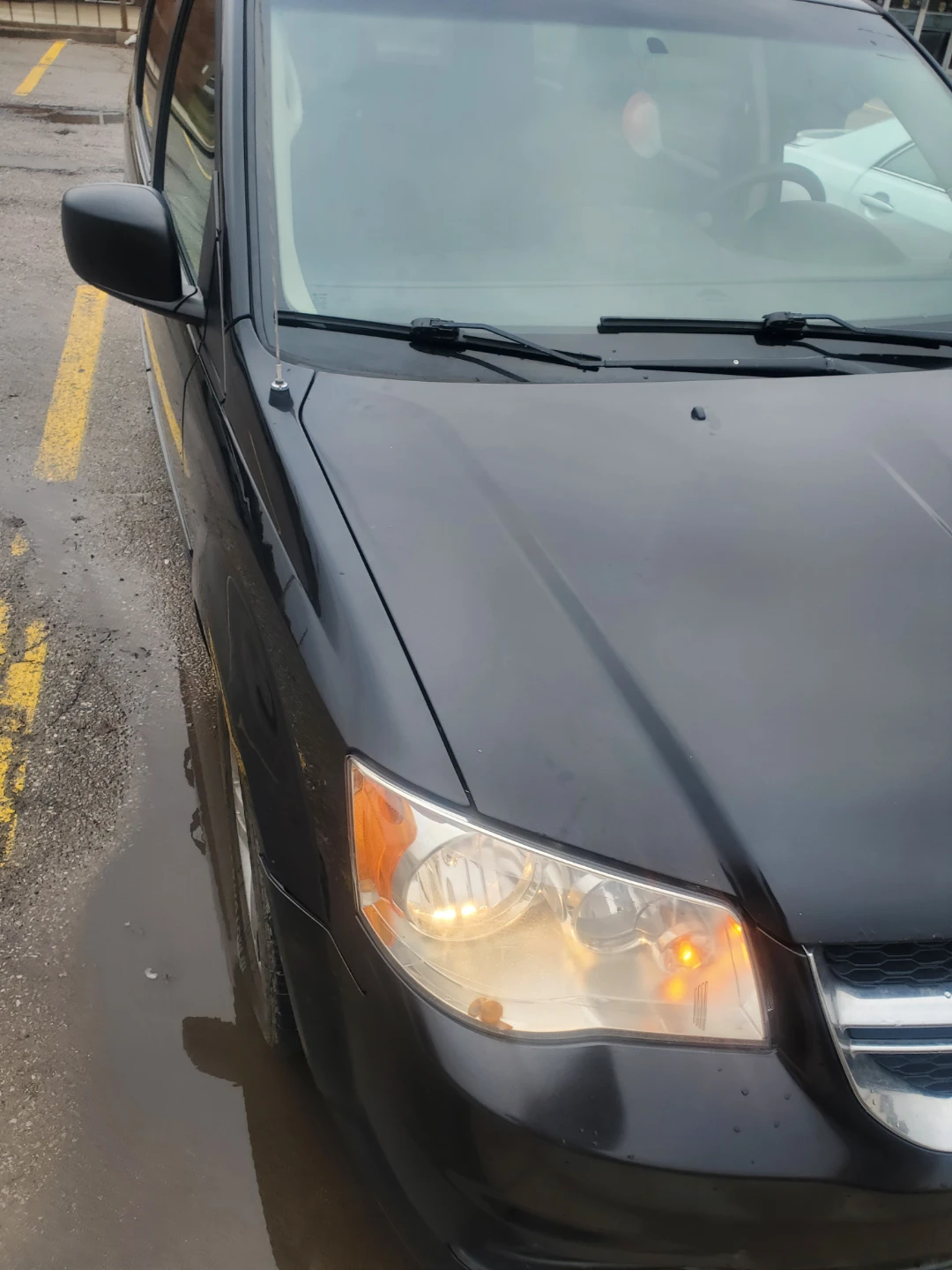 Black Dodge Grand Caravan - photo 4