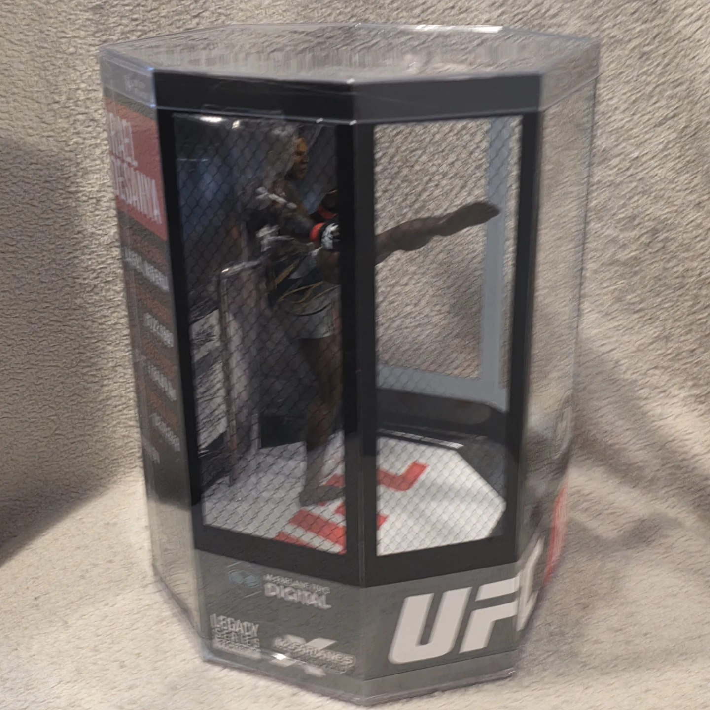 UFC Israel Adesanya Platinum Edition Figure by McFarlane Toys - photo 4