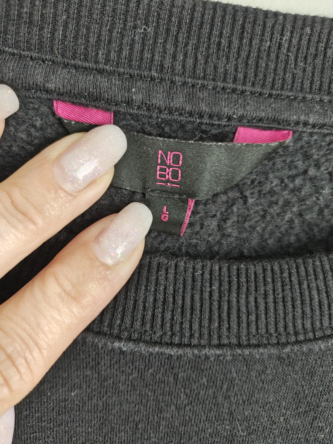NO BOUNDARIES Black Cropped "Free Spirit" Sweatshirt - photo 2