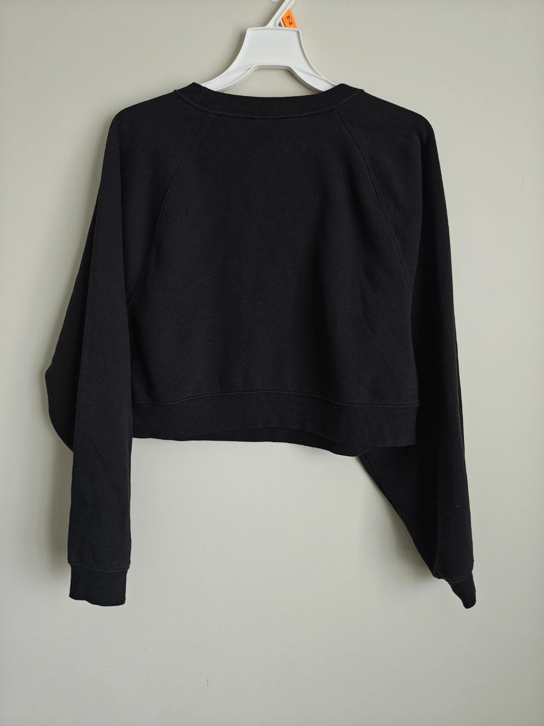NO BOUNDARIES Black Cropped "Free Spirit" Sweatshirt - photo 3