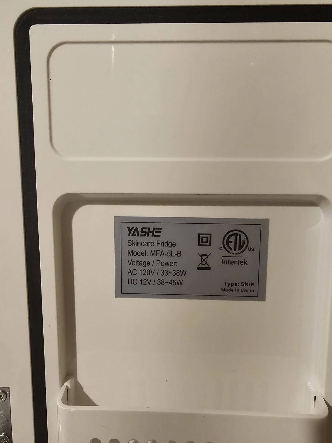 YASHE Skincare Mini Fridge - photo 3